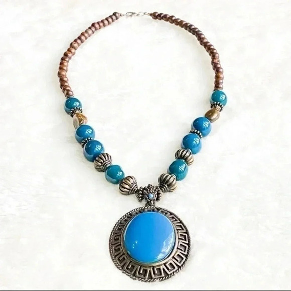 Fashion Statement Necklace Bold Deep Blue Ocean Pendant - Picture 1 of 8